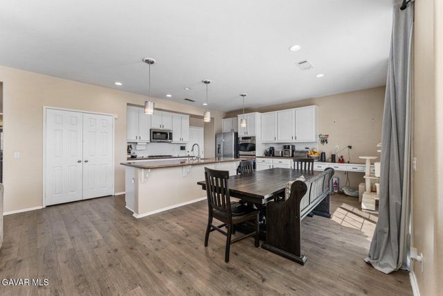 1234 Wellington Drive, Palmdale, CA 93551