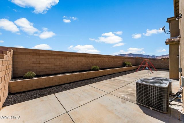 1234 Wellington Drive, Palmdale, CA 93551