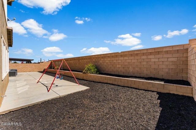 1234 Wellington Drive, Palmdale, CA 93551