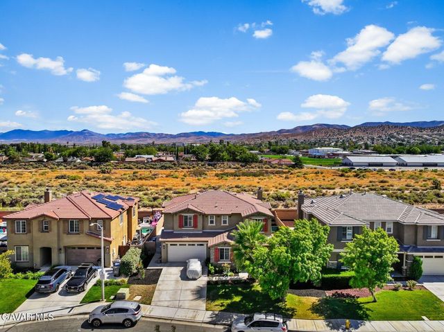 1234 Wellington Drive, Palmdale, CA 93551