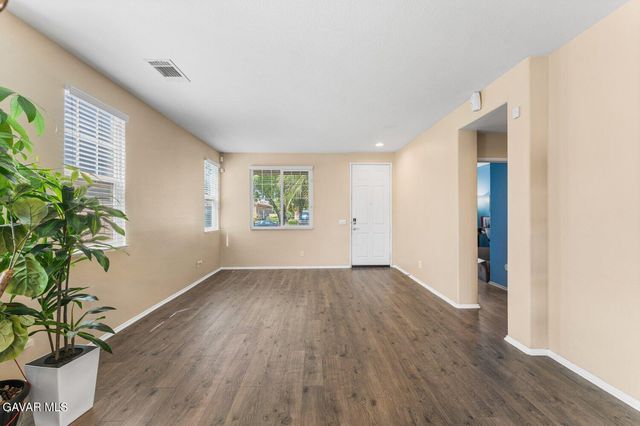 1234 Wellington Drive, Palmdale, CA 93551