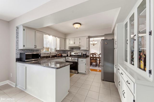 40855 Jellico Drive, Sterling Heights, MI 48413