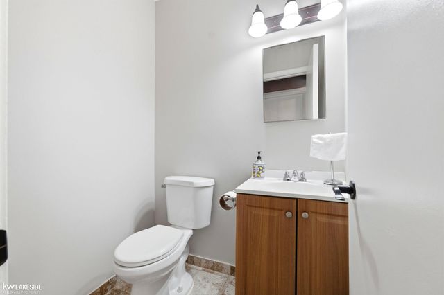 40855 Jellico Drive, Sterling Heights, MI 48413