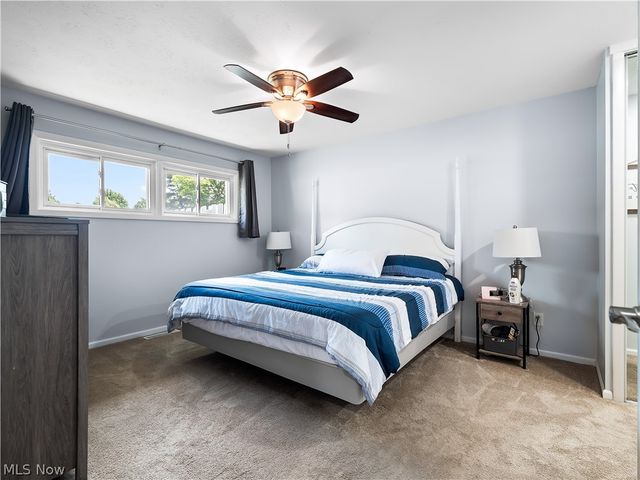 557 Crossbrook Drive, Berea, OH 44017