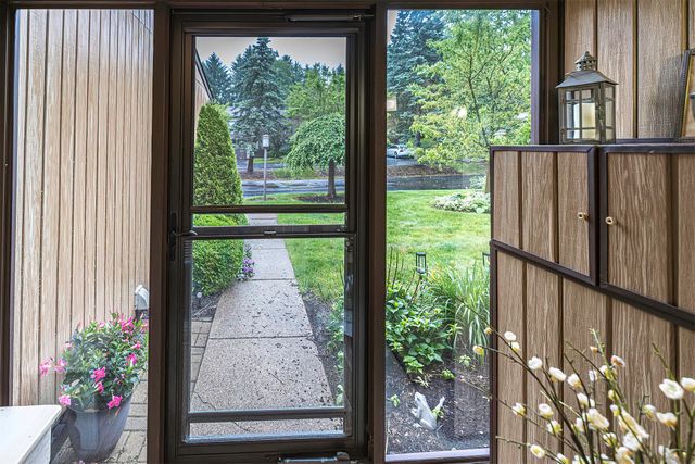 530 MONTMARC Boulevard, Erie, PA 16504