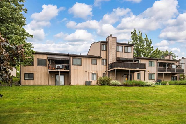 530 MONTMARC Boulevard, Erie, PA 16504