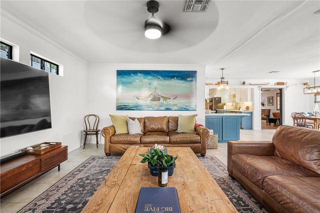 306 Naples St, Corpus Christi, TX 78404