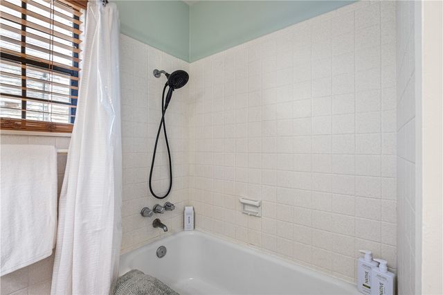 306 Naples St, Corpus Christi, TX 78404