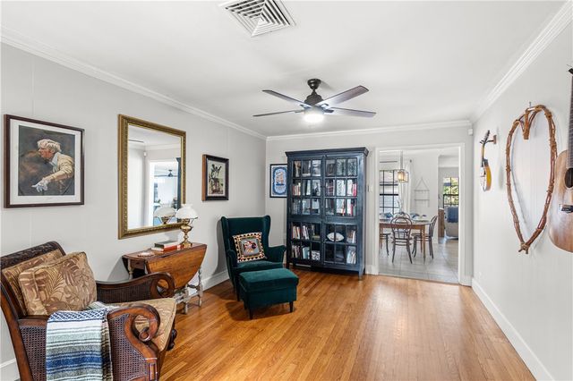 306 Naples St, Corpus Christi, TX 78404