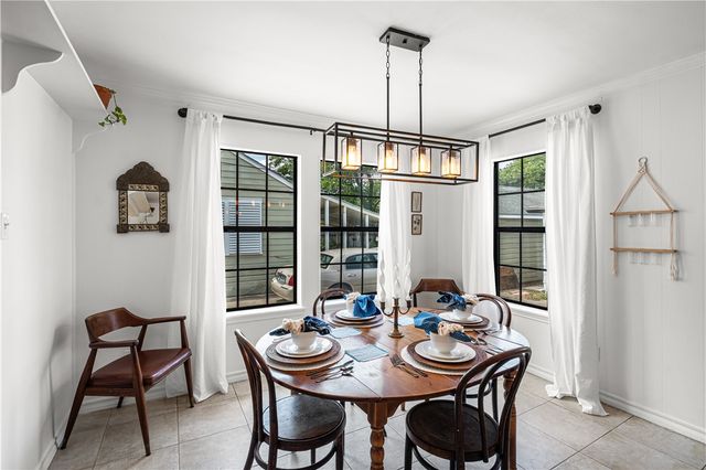 306 Naples St, Corpus Christi, TX 78404