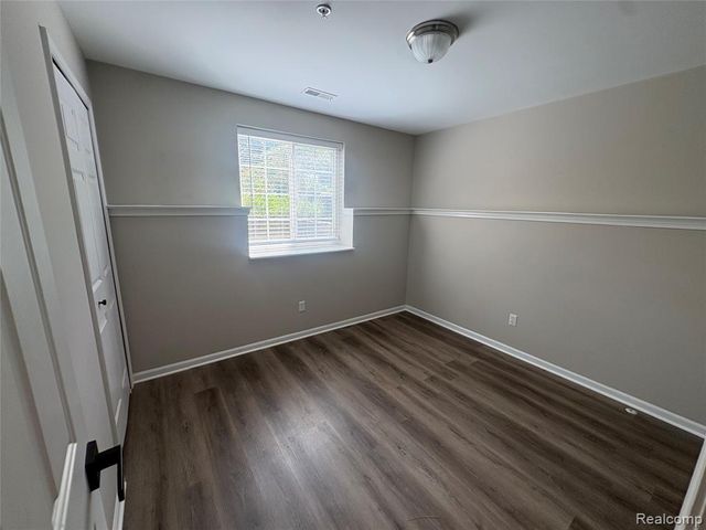 1123 Beaver Run, Troy, MI 48083