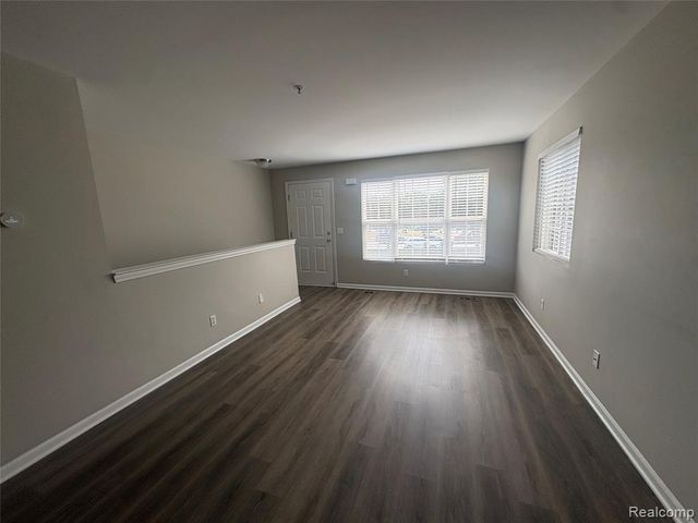 1123 Beaver Run, Troy, MI 48083