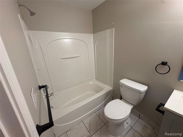 1123 Beaver Run, Troy, MI 48083