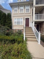 1123 Beaver Run, Troy, MI 48083