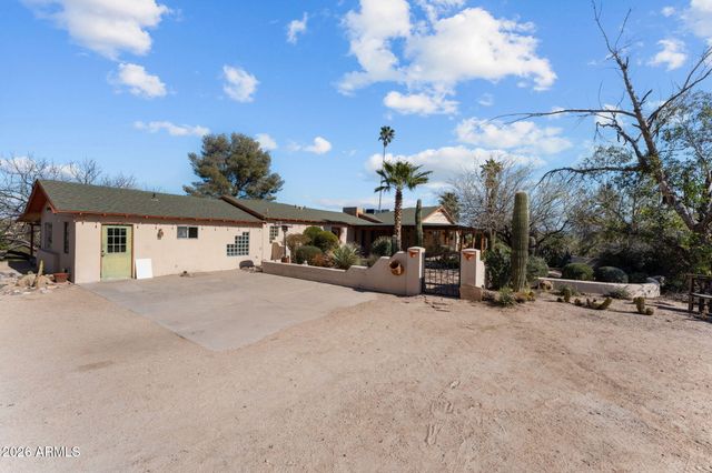 680 W BUCKINGHORSE Trail, Wickenburg, AZ 85390
