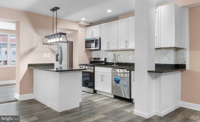 1613 R STREET, Washington, DC 20020