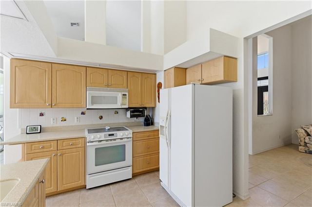 3406 SW 7th LN, Cape Coral, FL 33991