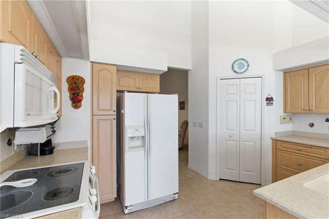 3406 SW 7th LN, Cape Coral, FL 33991