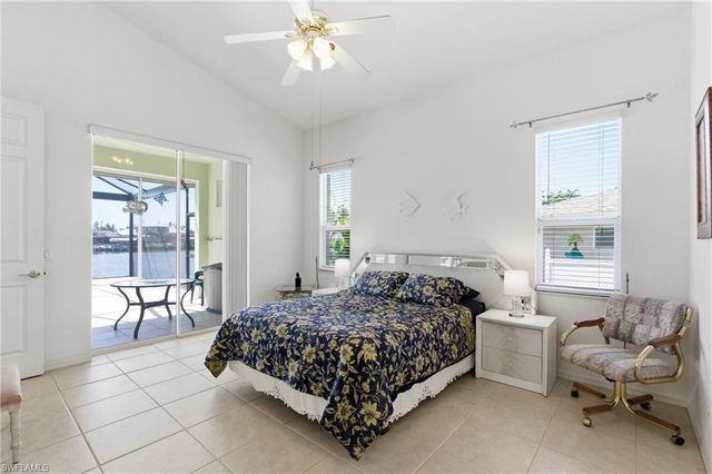 3406 SW 7th LN, Cape Coral, FL 33991