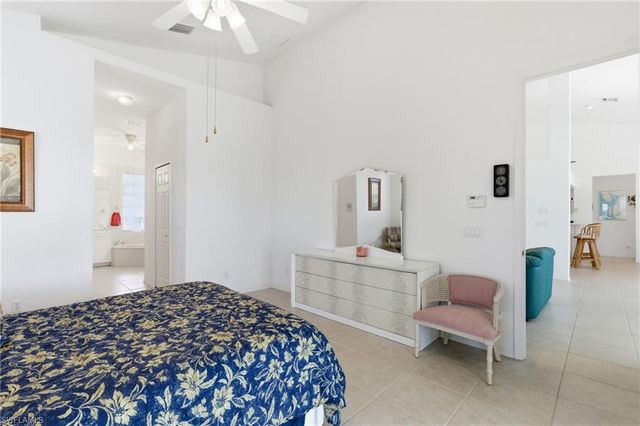 3406 SW 7th LN, Cape Coral, FL 33991