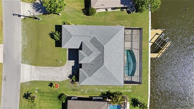 3406 SW 7th LN, Cape Coral, FL 33991