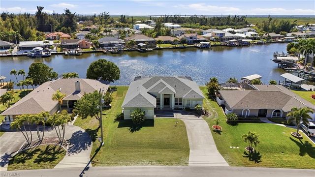 3406 SW 7th LN, Cape Coral, FL 33991