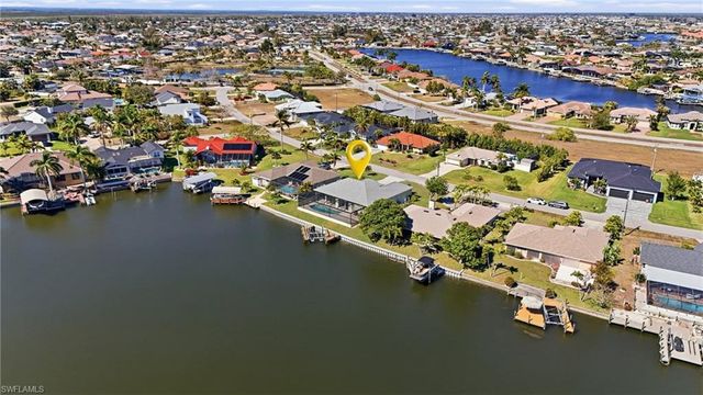 3406 SW 7th LN, Cape Coral, FL 33991