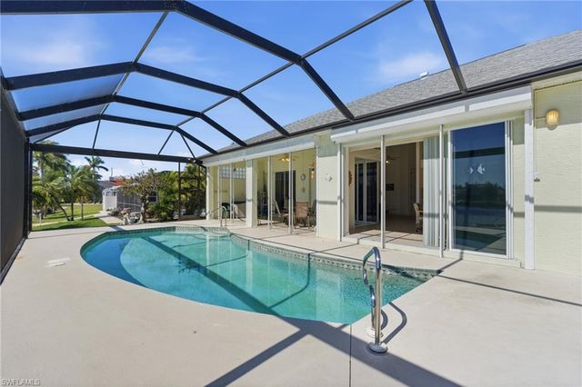 3406 SW 7th LN, Cape Coral, FL 33991