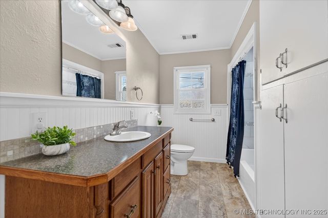 302 S Ponca Avenue, Dewey, OK 74029