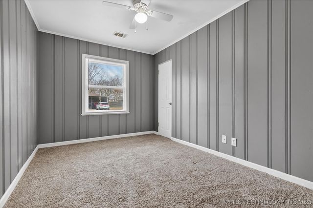 302 S Ponca Avenue, Dewey, OK 74029