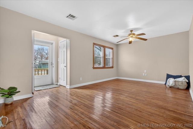 302 S Ponca Avenue, Dewey, OK 74029