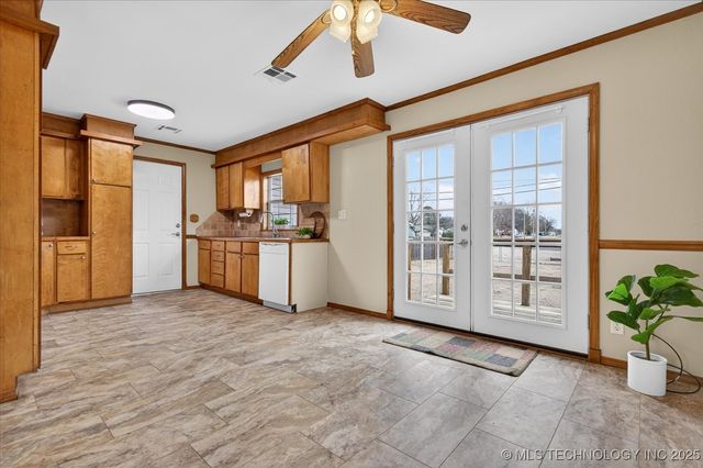 302 S Ponca Avenue, Dewey, OK 74029