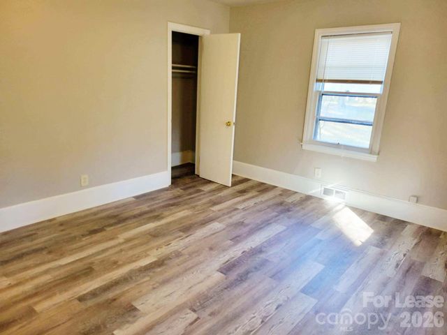 5405 Hilltop Circle, Charlotte, NC 28269