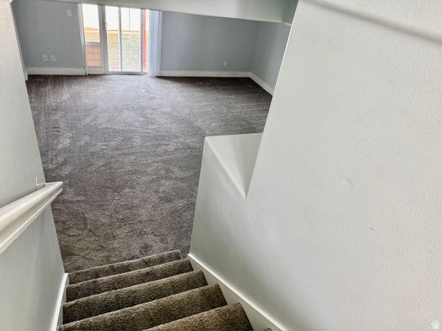 6724 W HUNTER WOOD CIR, West Valley City, UT 84128