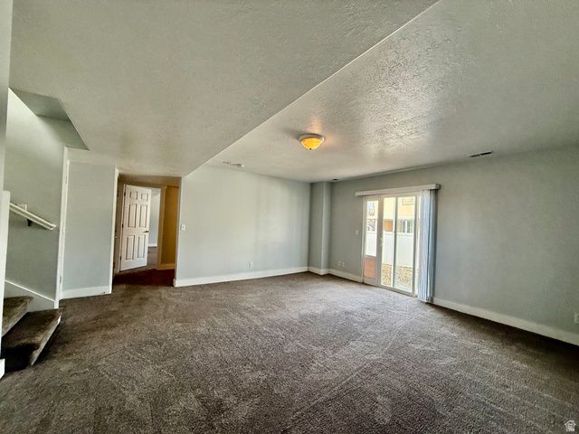 6724 W HUNTER WOOD CIR, West Valley City, UT 84128