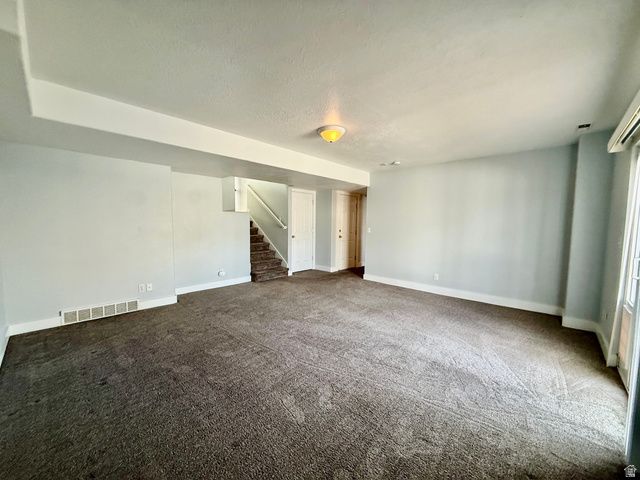 6724 W HUNTER WOOD CIR, West Valley City, UT 84128