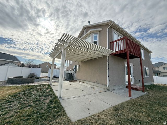 6724 W HUNTER WOOD CIR, West Valley City, UT 84128