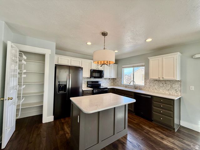 6724 W HUNTER WOOD CIR, West Valley City, UT 84128