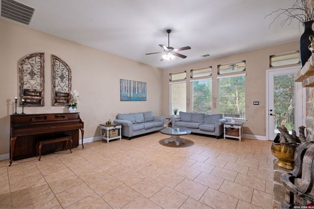 5608 COPPER CRK, New Braunfels, TX 78132