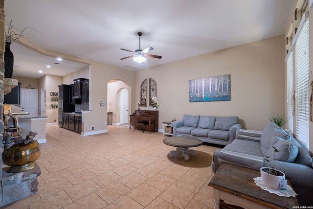 5608 COPPER CRK, New Braunfels, TX 78132