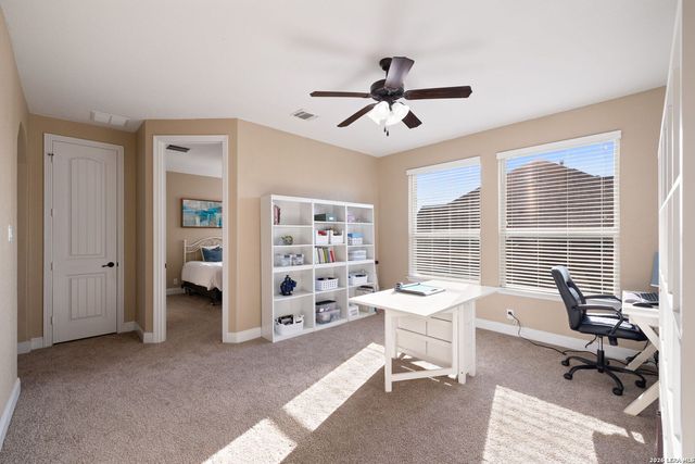 5608 COPPER CRK, New Braunfels, TX 78132