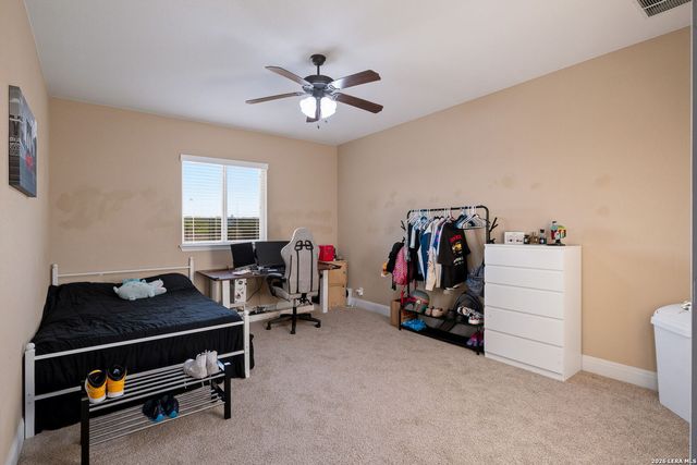 5608 COPPER CRK, New Braunfels, TX 78132
