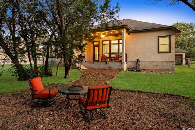 5608 COPPER CRK, New Braunfels, TX 78132