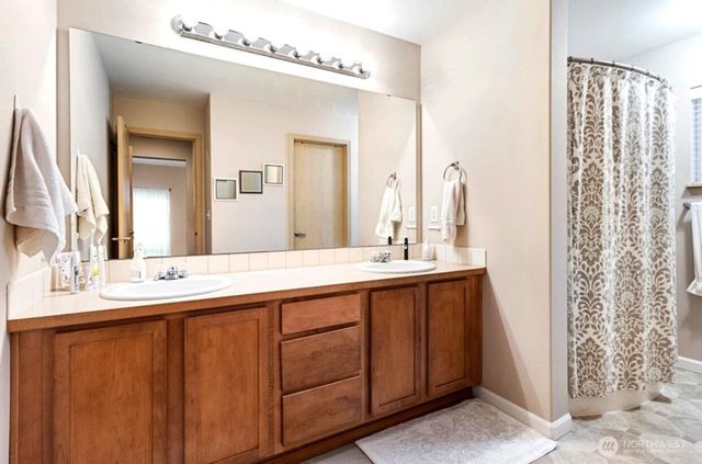 2819 58th Avenue E, Fife, WA 98424