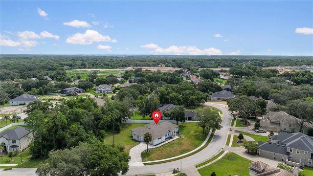 9531 MID SUMMER LANE, Leesburg, FL 34788