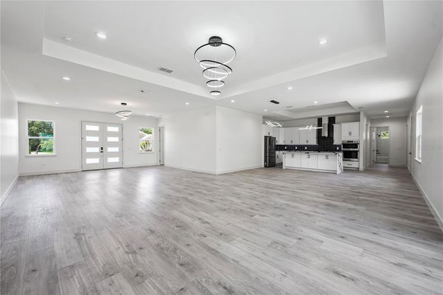 9531 MID SUMMER LANE, Leesburg, FL 34788