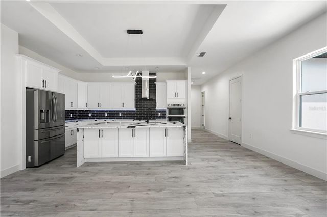 9531 MID SUMMER LANE, Leesburg, FL 34788