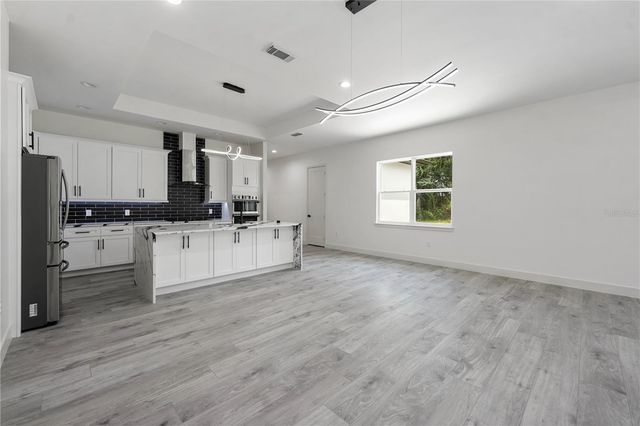 9531 MID SUMMER LANE, Leesburg, FL 34788