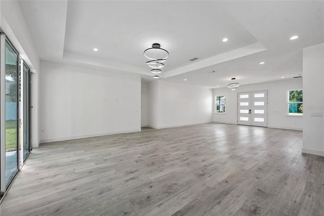 9531 MID SUMMER LANE, Leesburg, FL 34788