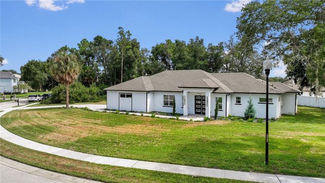 9531 MID SUMMER LANE, Leesburg, FL 34788